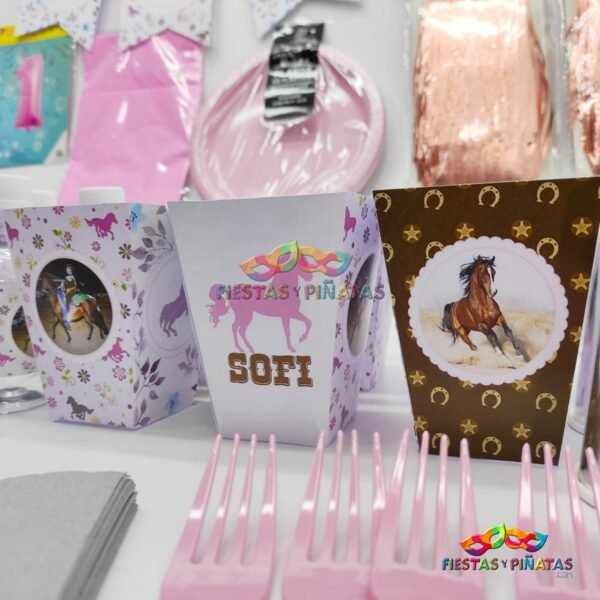 kit de decoración personalizado para fiestas infantiles| Decoración temática Caballos, equitación, cowboy para cumpleaños infantil fiestas y piñatas Bogotá