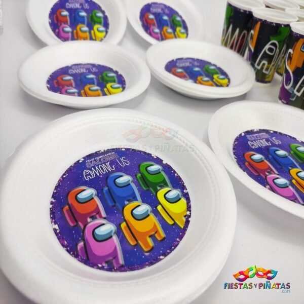 kit de decoración personalizado para fiestas infantiles| Decoración temática Among us para cumpleaños infantil fiestas y piñatas Bogotá